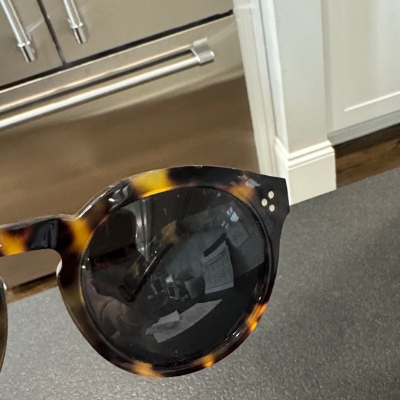 Illesteva Leonard 2 Tortoise Shell Sunglasses - Picture 5 of 6